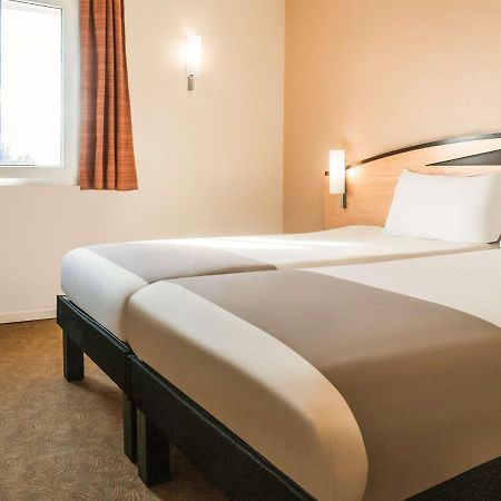 Ibis Chesterfield North - Barlborough Exteriör bild