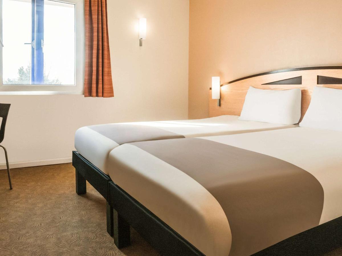 Ibis Chesterfield North - Barlborough Exteriör bild