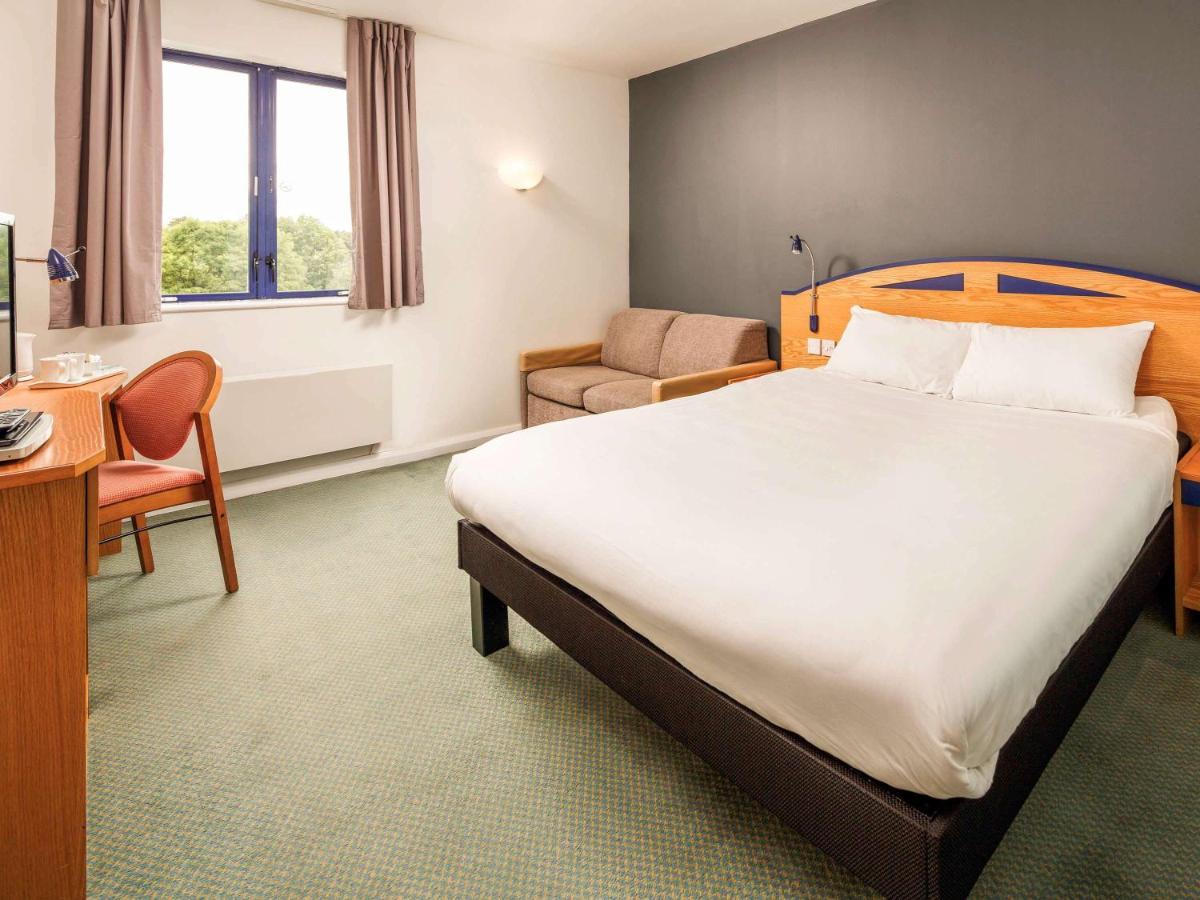 Ibis Chesterfield North - Barlborough Exteriör bild