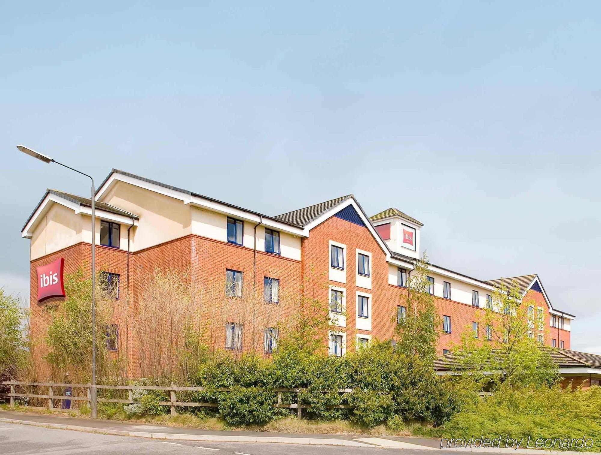 Ibis Chesterfield North - Barlborough Exteriör bild