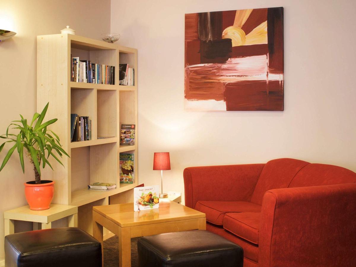 Ibis Chesterfield North - Barlborough Exteriör bild